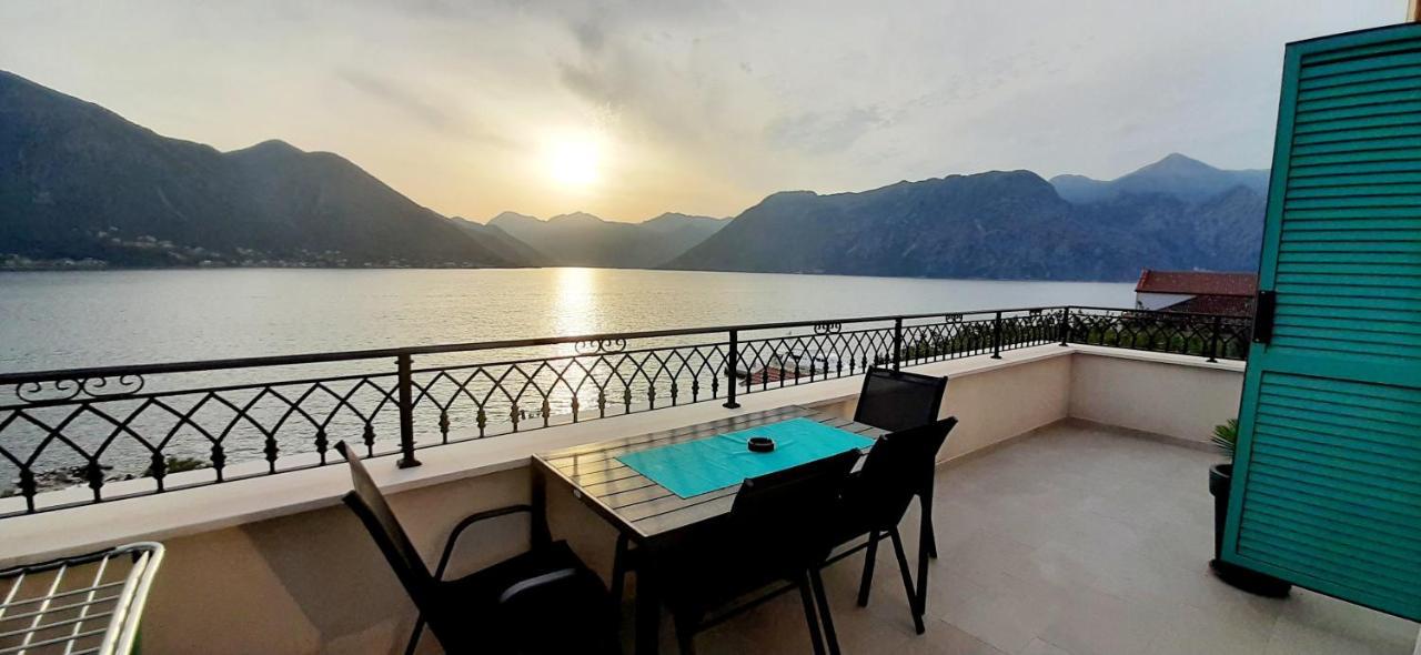 Apartments Boka Blue Dobrota Kotor Ngoại thất bức ảnh