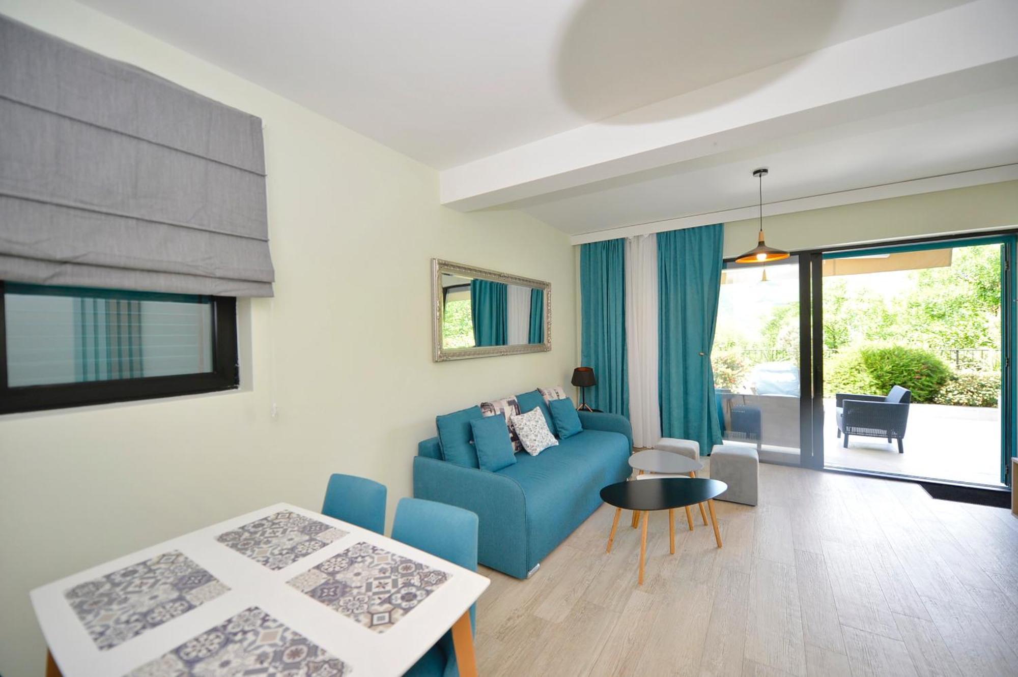 Apartments Boka Blue Dobrota Kotor Ngoại thất bức ảnh