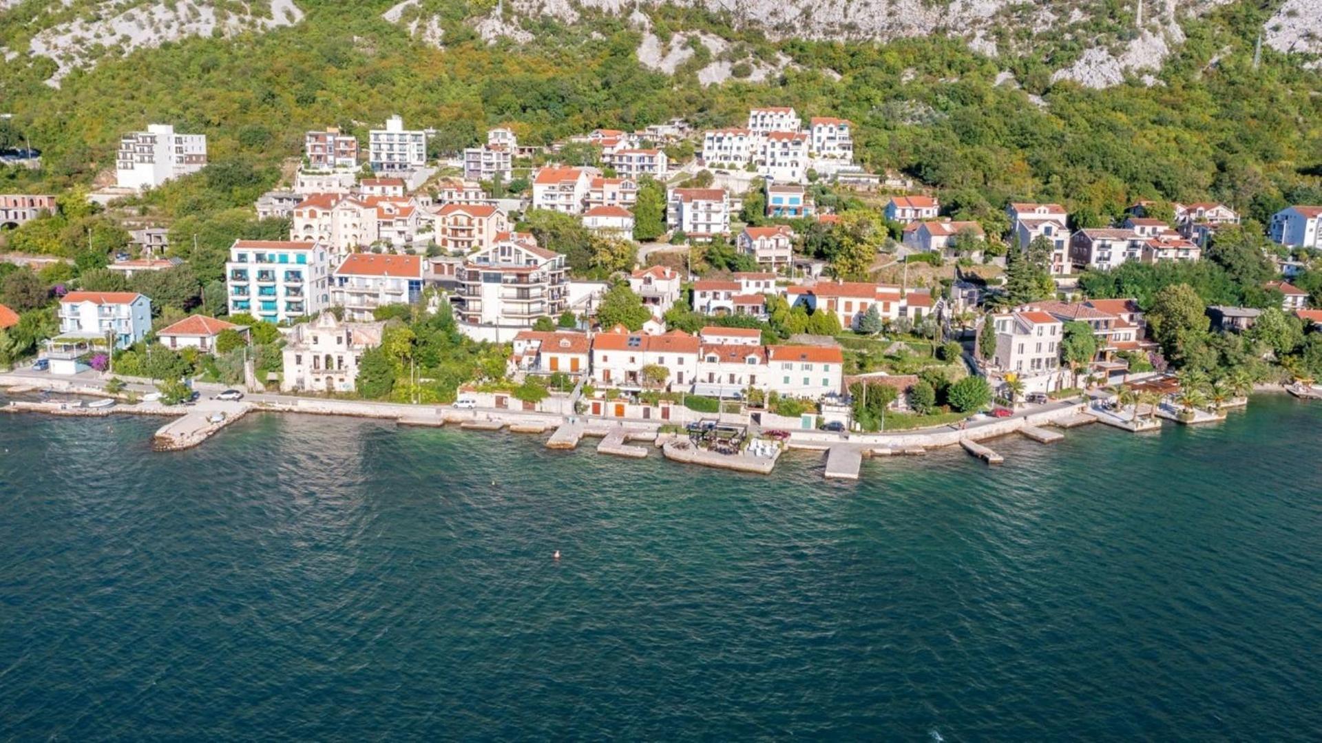 Apartments Boka Blue Dobrota Kotor Ngoại thất bức ảnh