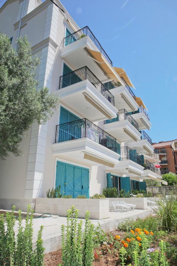 Apartments Boka Blue Dobrota Kotor Ngoại thất bức ảnh