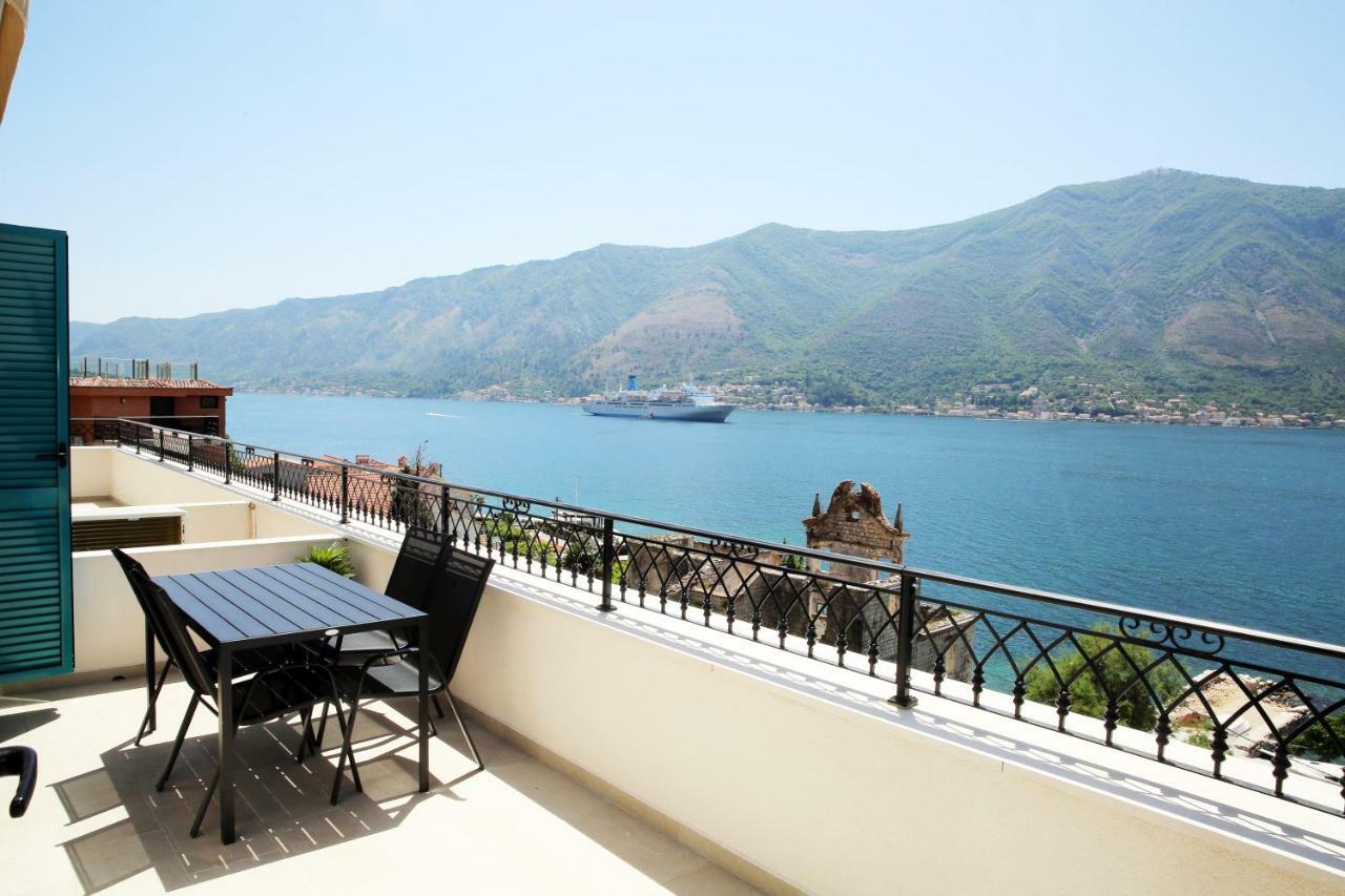 Apartments Boka Blue Dobrota Kotor Ngoại thất bức ảnh