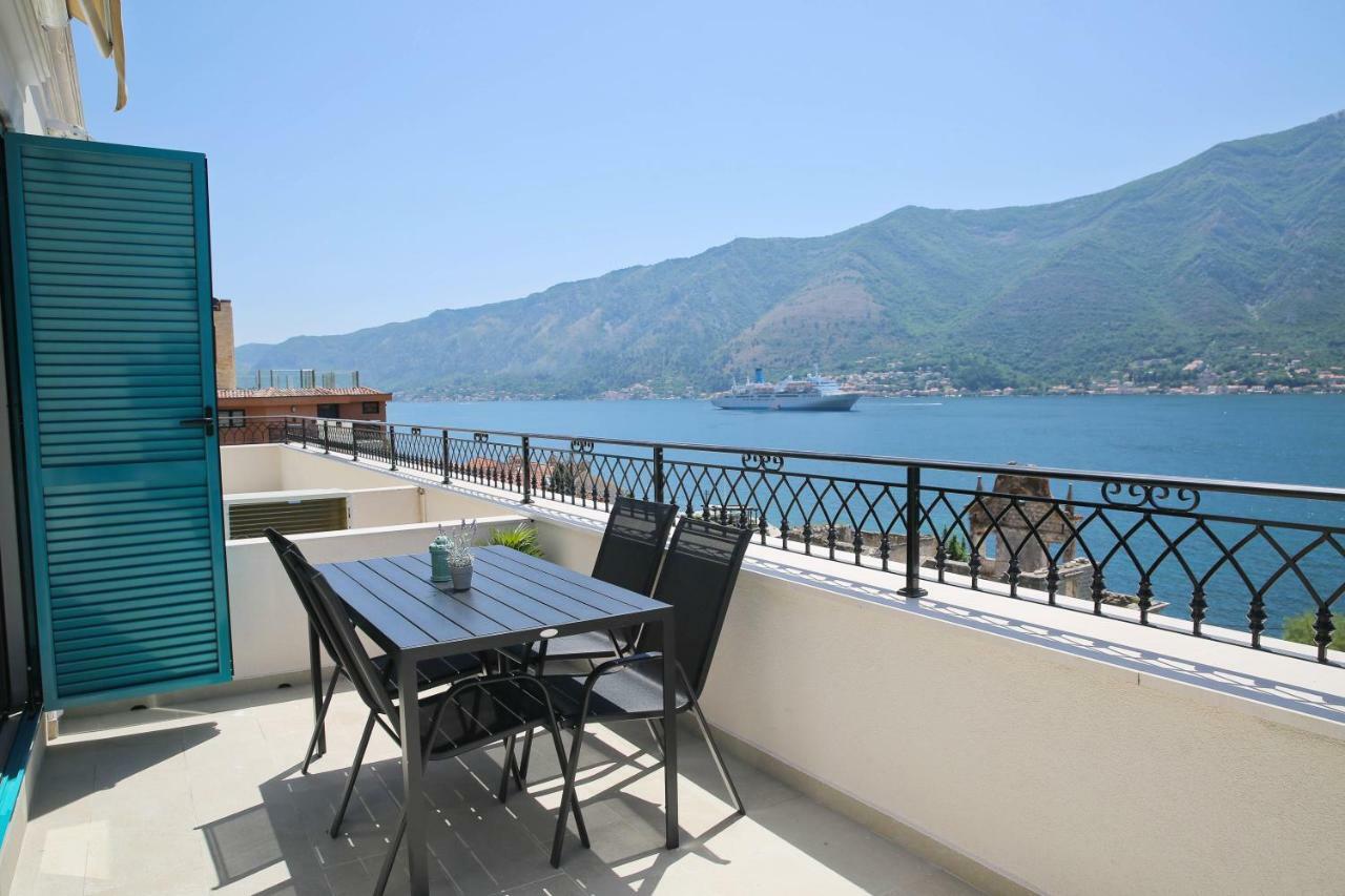 Apartments Boka Blue Dobrota Kotor Ngoại thất bức ảnh