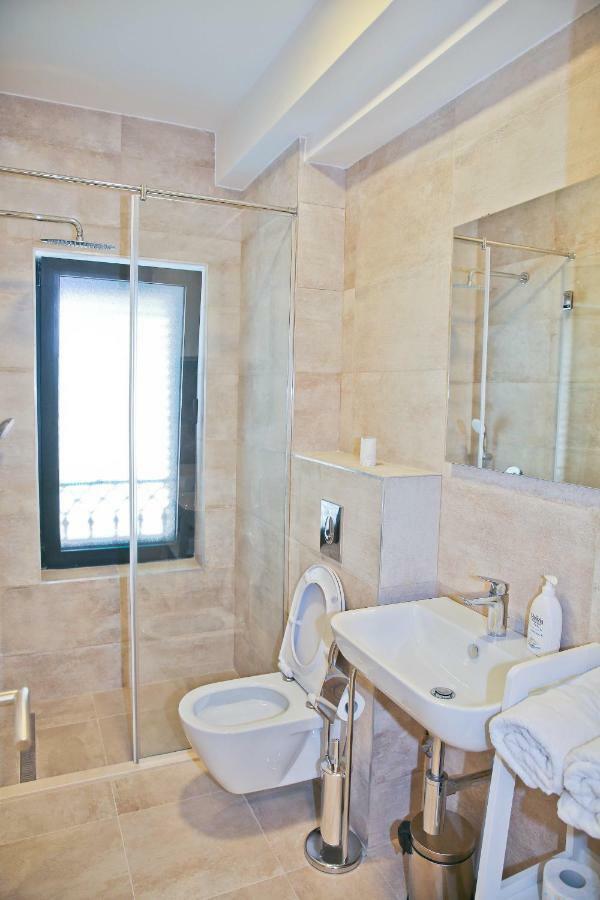 Apartments Boka Blue Dobrota Kotor Ngoại thất bức ảnh
