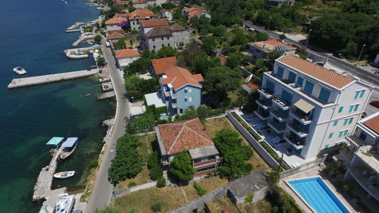 Apartments Boka Blue Dobrota Kotor Ngoại thất bức ảnh